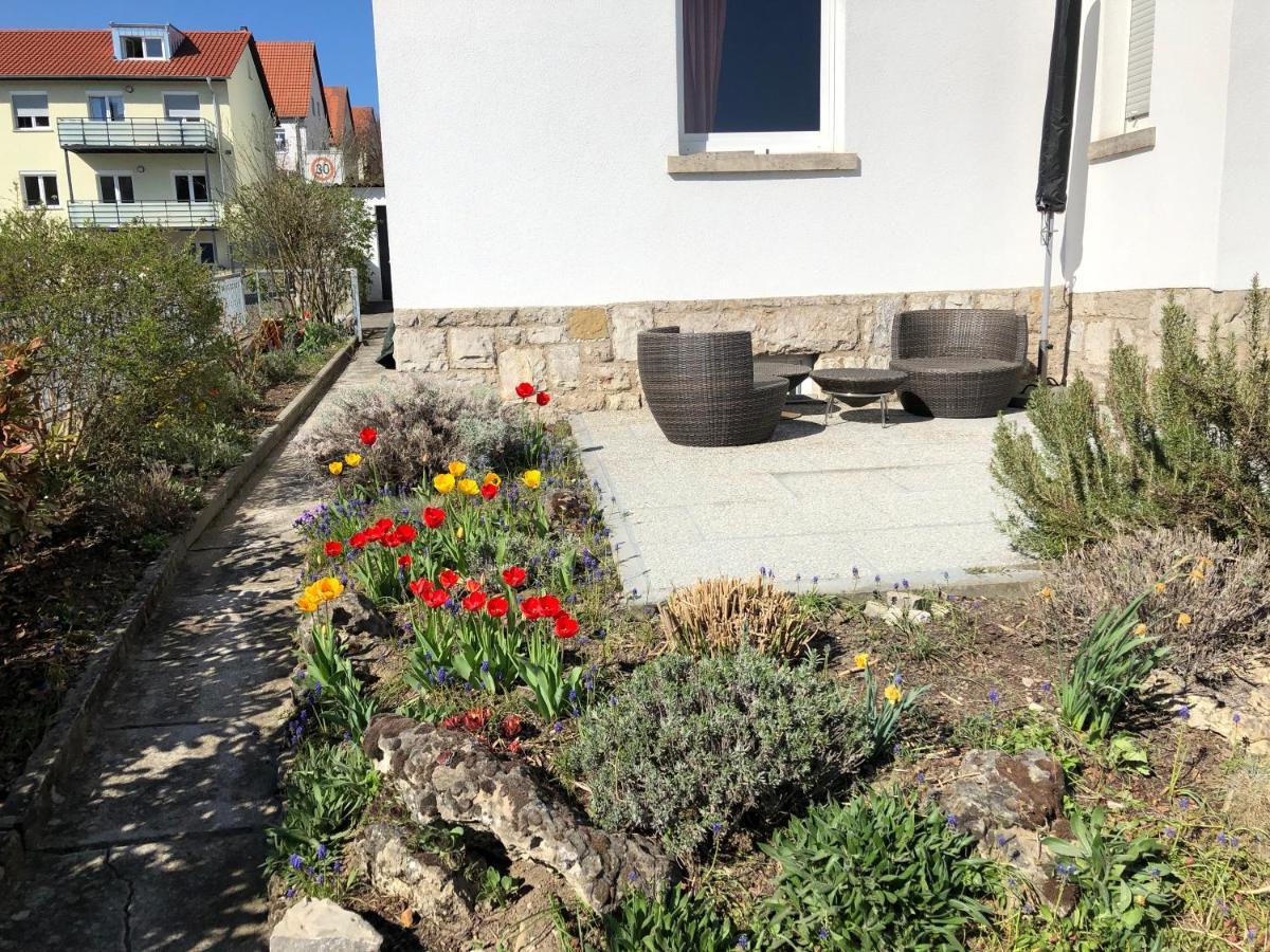 Altstadt Naehe 7 Min Fussweg Ueber Alte Maibruecke Zu Pension Mit Balkon & Garten, Ideal For Long Stay, Relocation Ochsenfurt Esterno foto