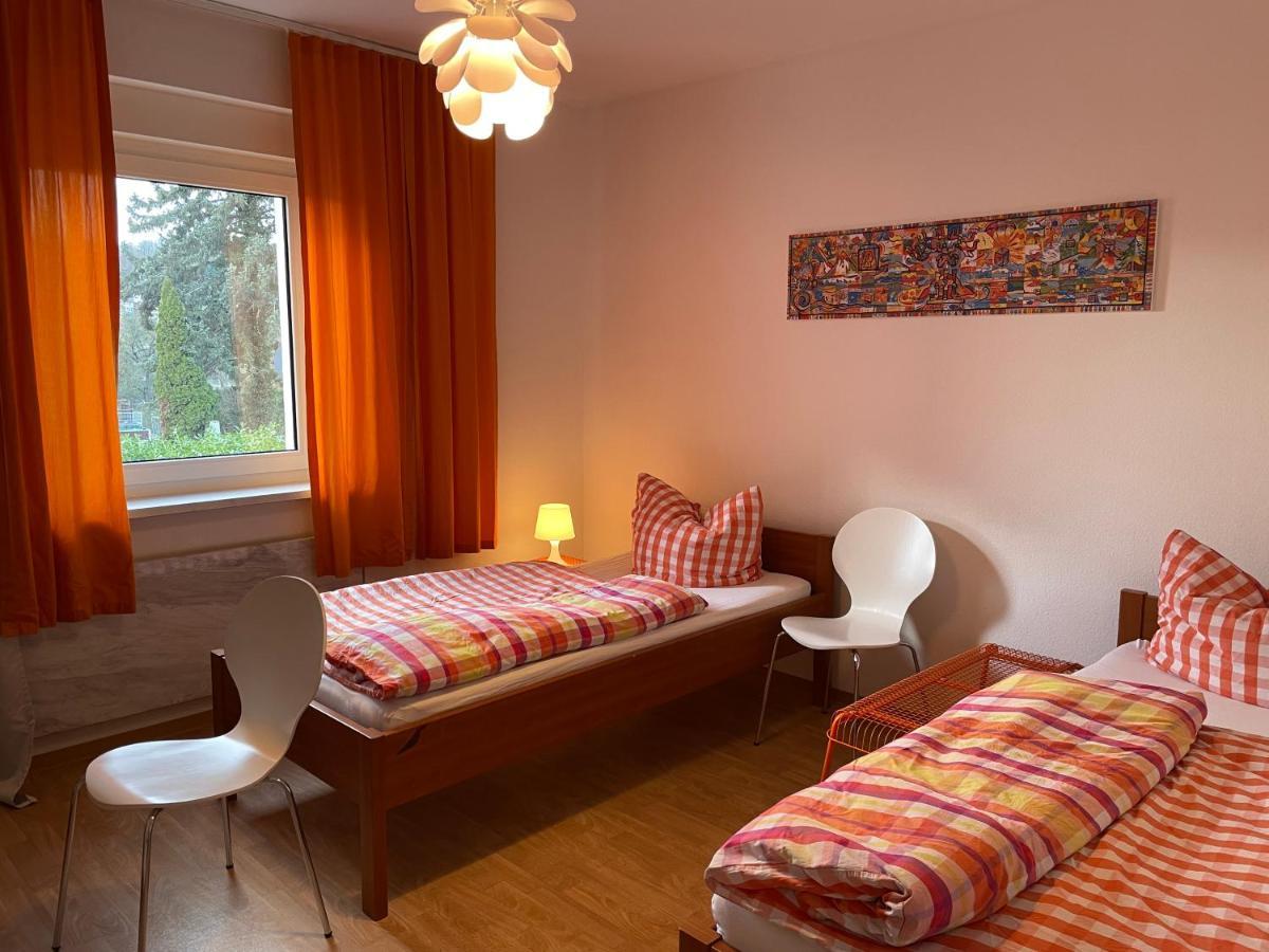 Altstadt Naehe 7 Min Fussweg Ueber Alte Maibruecke Zu Pension Mit Balkon & Garten, Ideal For Long Stay, Relocation Ochsenfurt Esterno foto