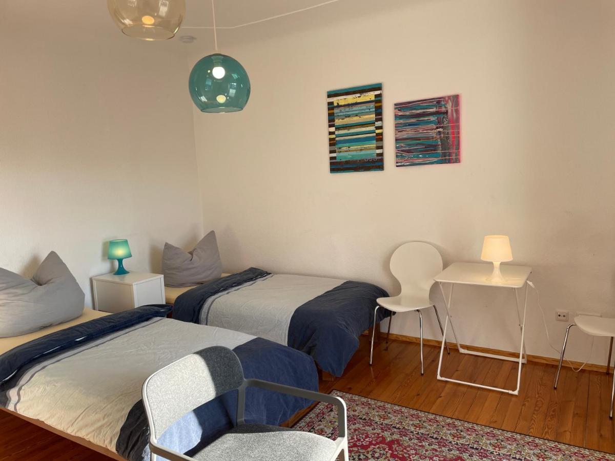 Altstadt Naehe 7 Min Fussweg Ueber Alte Maibruecke Zu Pension Mit Balkon & Garten, Ideal For Long Stay, Relocation Ochsenfurt Esterno foto