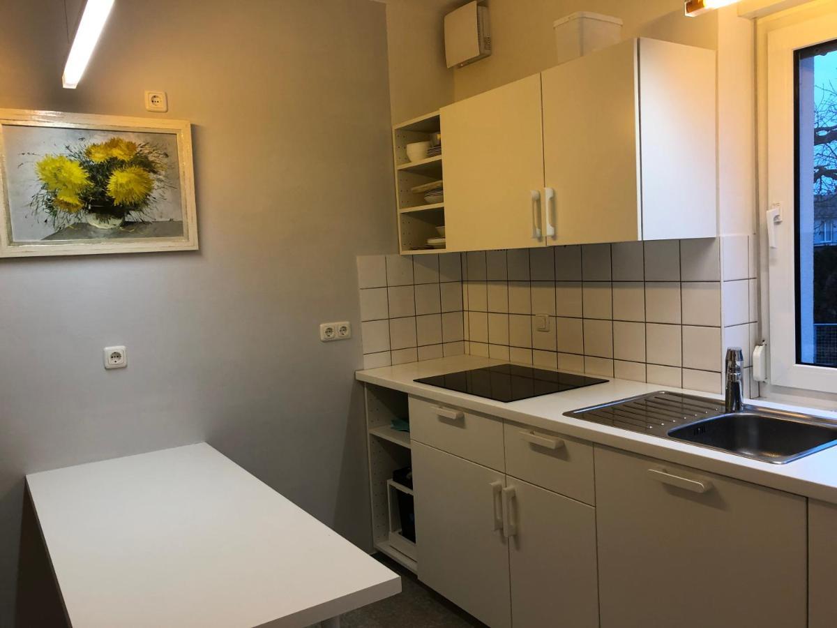 Altstadt Naehe 7 Min Fussweg Ueber Alte Maibruecke Zu Pension Mit Balkon & Garten, Ideal For Long Stay, Relocation Ochsenfurt Esterno foto